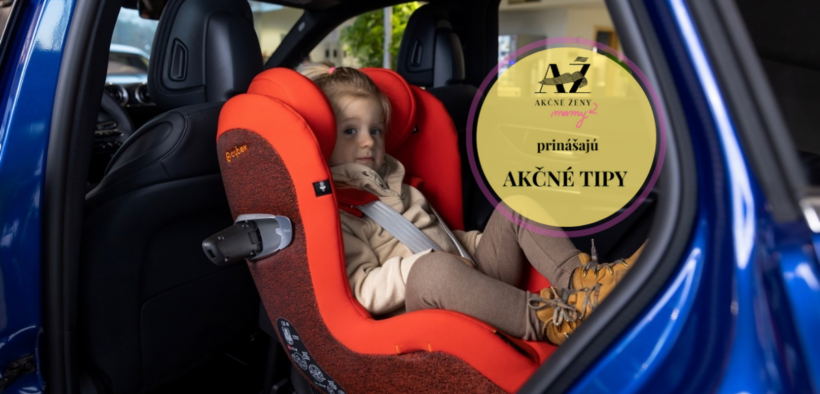 dieťa v autosedačke